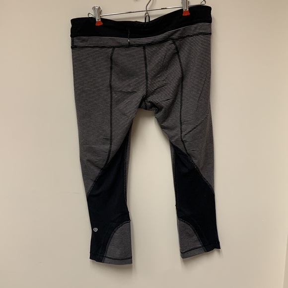 Lululemon running crop - Picture 7 of 9